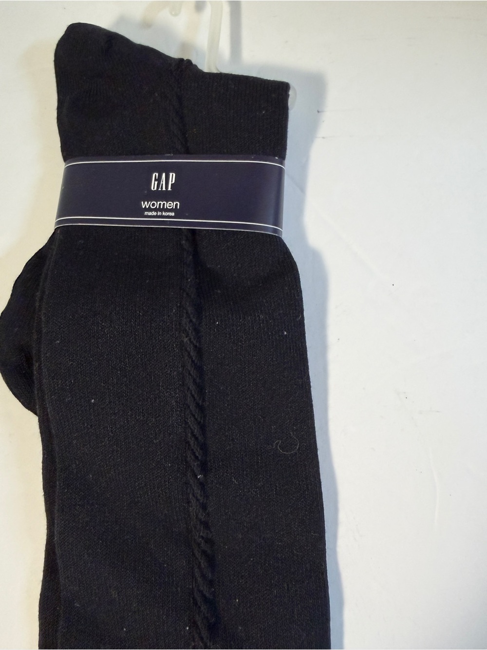 GAP Women's Black Ribbed Crew Socks